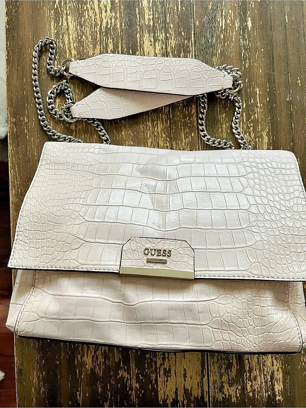 Guess Montreal Croc-Embossed Flap Shoulder Bag Pink